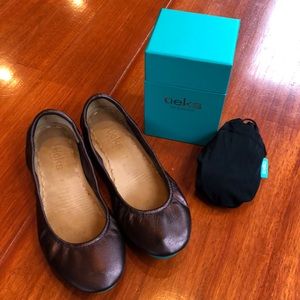 Tieks Raspberry Truffle